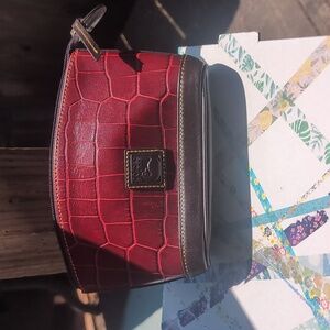 Dooney & Bourke cosmetic bag pouch